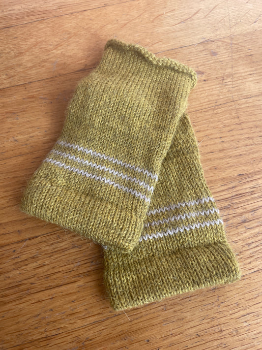 Winter 26/27 collection. Fingerless gloves Clovelly